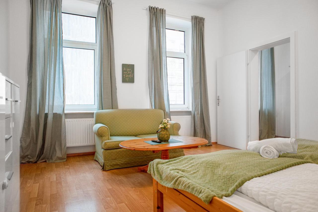 Elegant 2Br Apartment - Near Bahnhof Wien Meidling Zewnętrze zdjęcie