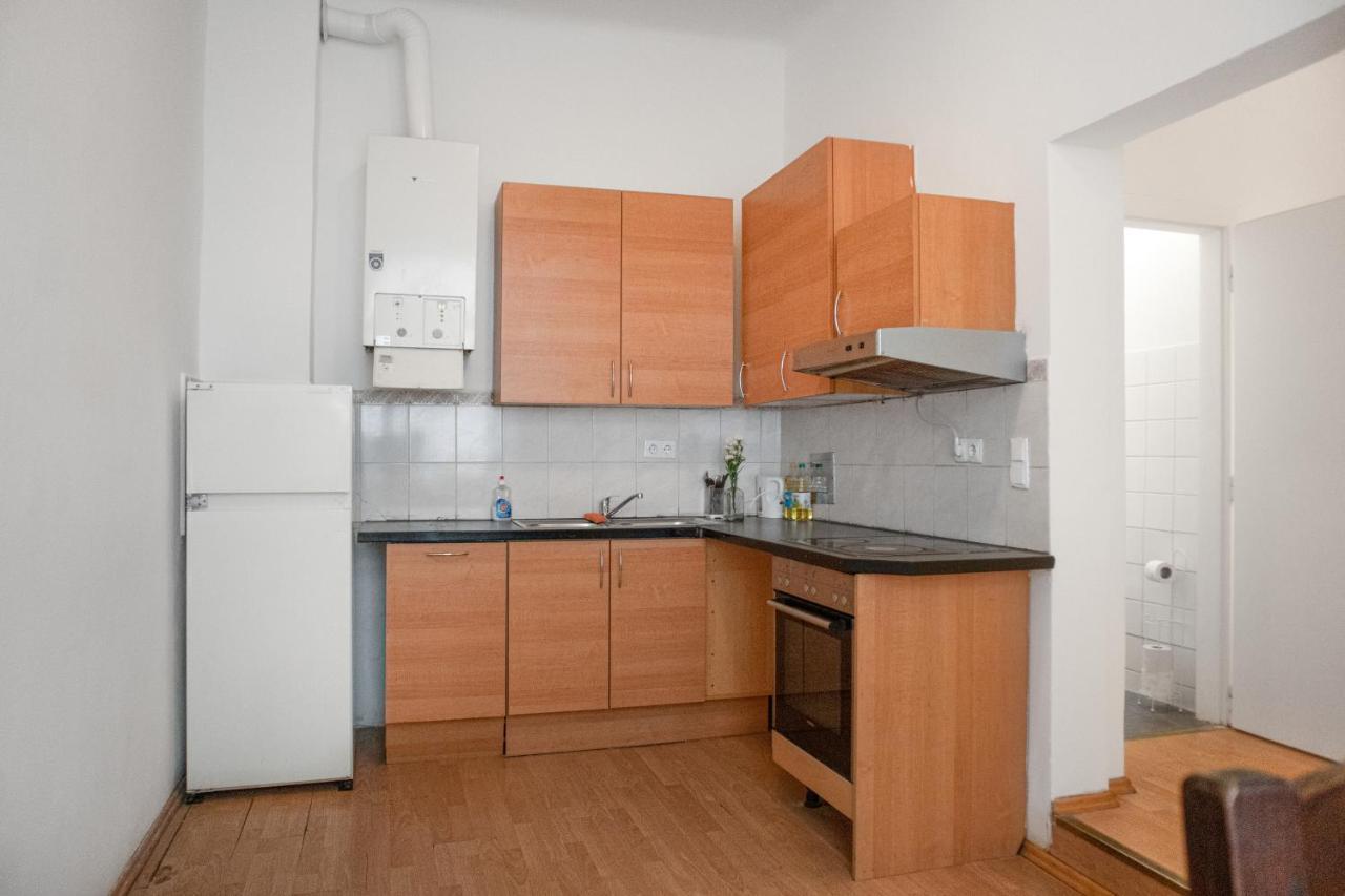 Elegant 2Br Apartment - Near Bahnhof Wien Meidling Zewnętrze zdjęcie