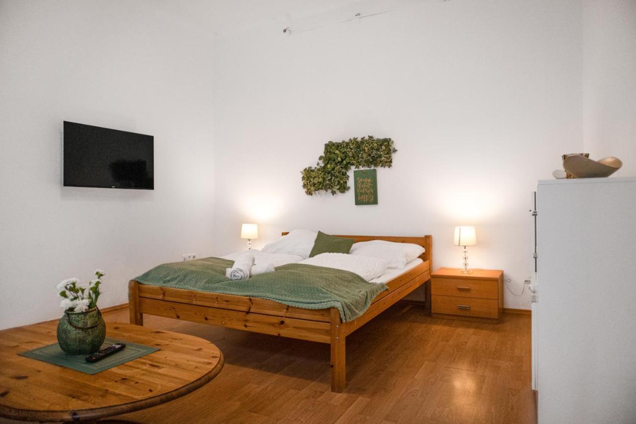 Elegant 2Br Apartment - Near Bahnhof Wien Meidling Zewnętrze zdjęcie